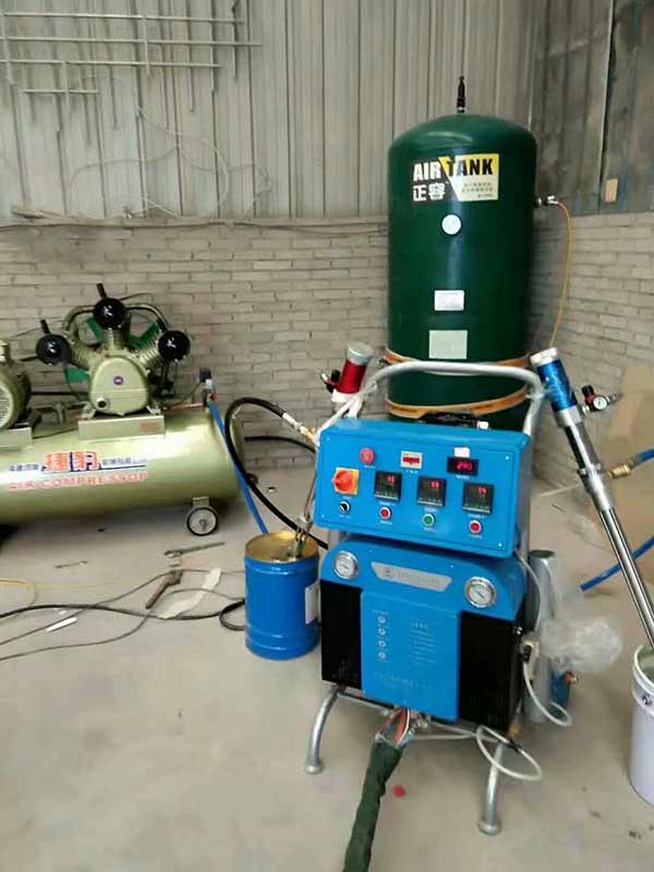 聚脲涂料噴涂機(jī)(圖1) 藍(lán)色Q5200聚脲涂料噴涂機(jī)